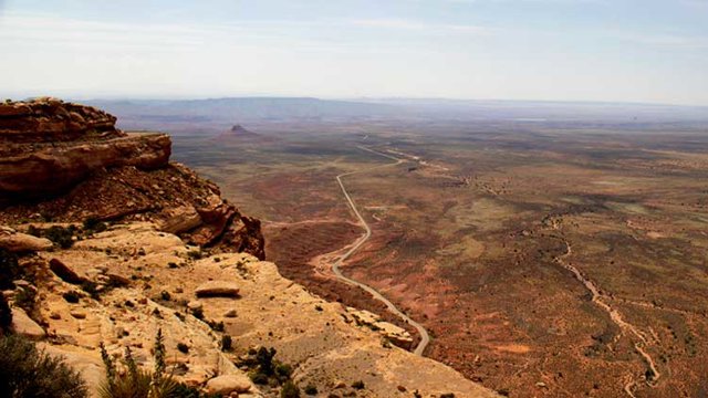 MOKI-DUGWAY-20190602-Utah-261-east-to-Goosenecks-800